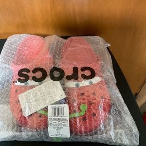 Lightning McQueen Crocs Limited addition, Men’s 7 women’s 9